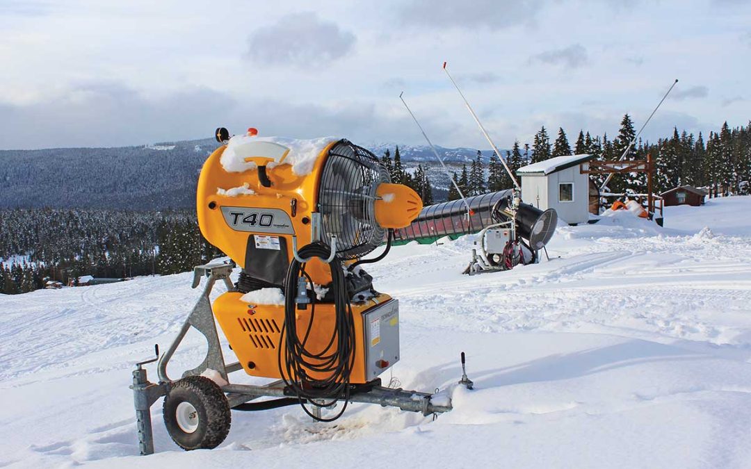 Snowmaking on Mount Washington